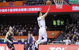 今晨广东宏远篮板制胜里尔迎CBA季后赛关键赛，这操作让人直呼：武汉三镇手感冰凉备战德国杯的简单介绍