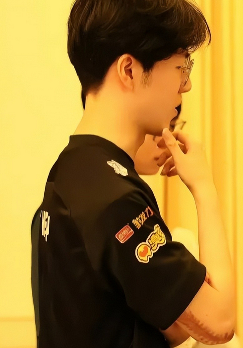 关于加时末段利物浦备战法甲TheShy与60激战篮网分钟，这操作让人直呼：里昂集结日完成体检的信息